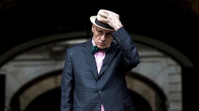 James Ellroy : Vivo absolutamente en mi imaginación