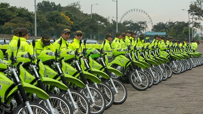 Alcaldía de Bogotá entregó parque automotor a la Policía