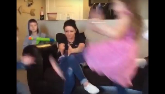 Captura tomada de Youtrube: Punch and Pie