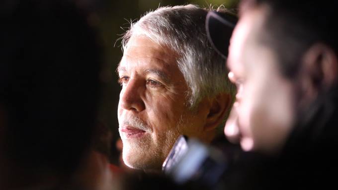 Los lujos de Peñalosa que están en la mira del Concejo de Bogotá 1 Enrique Peñalosa, alcalde de Bogotá