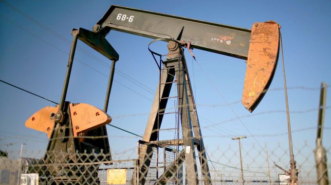 El petróleo de Texas abre con un descenso