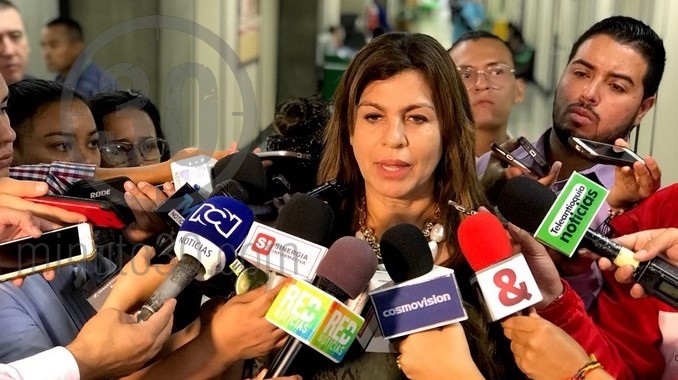 la secretaria de Minas de Antioquia, Dora Elena Balvín