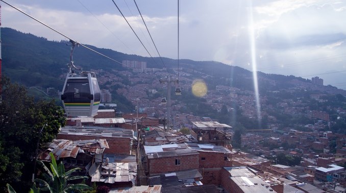 VIDEO: Gobernación entregó $25.000 millones para la construcción del Metrocable de El Picacho 11 metrocable