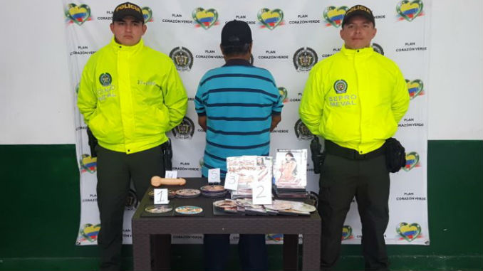 VIDEO: Abuelastro fue capturado en San Antonio de Prado por abusar de una menor durante siete años 3 Abuelastro_2