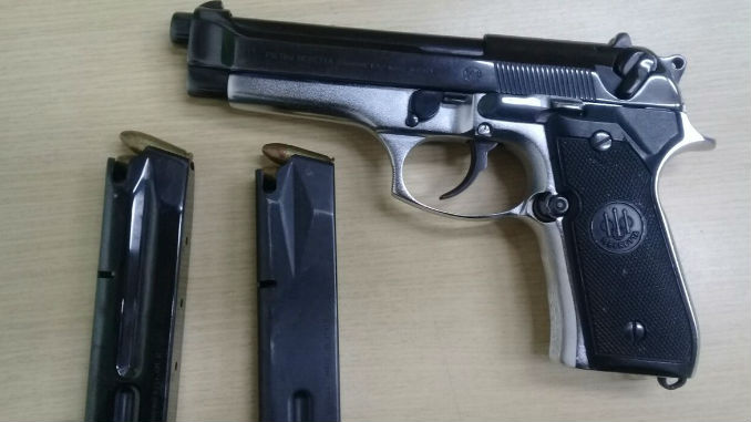 FOTOS: Con una Pietro Beretta lo capturaron en Belén 3 Arma_de_Fuego1