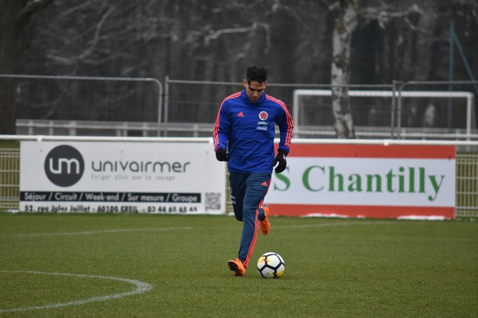 EN FOTOS: ¡Vamos Colombia! Así entra en "calor" la Selección en Francia 17 Entrenamiento Selecci%C3%B3n Colombia en Francia 10