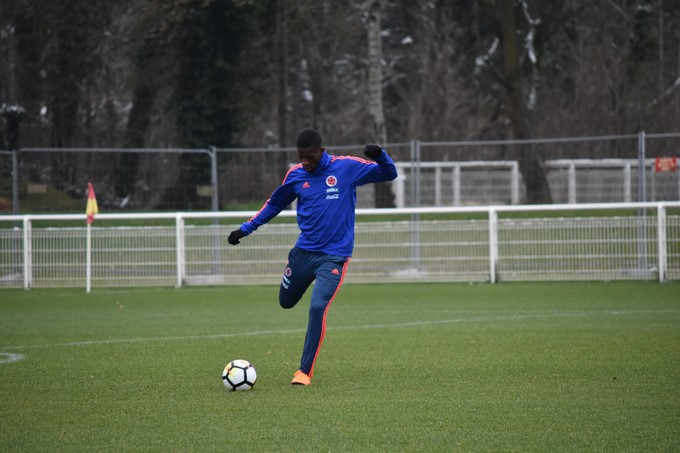 EN FOTOS: ¡Vamos Colombia! Así entra en "calor" la Selección en Francia 13 Entrenamiento Selecci%C3%B3n Colombia en Francia 14