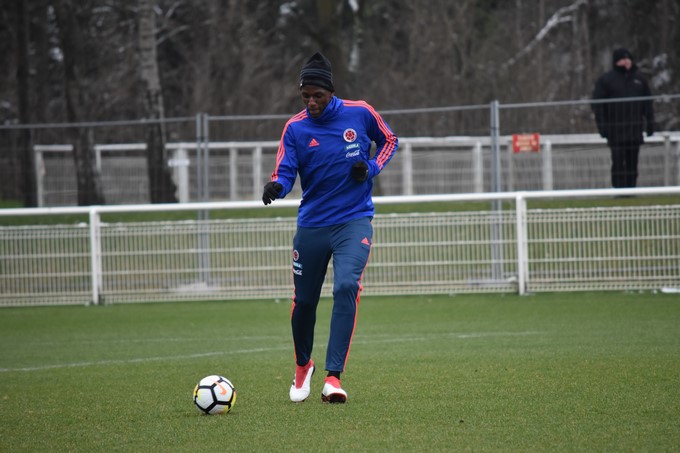EN FOTOS: ¡Vamos Colombia! Así entra en "calor" la Selección en Francia 11 Entrenamiento Selecci%C3%B3n Colombia en Francia 16