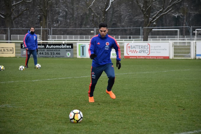 EN FOTOS: ¡Vamos Colombia! Así entra en "calor" la Selección en Francia 2 Entrenamiento Selecci%C3%B3n Colombia en Francia 25