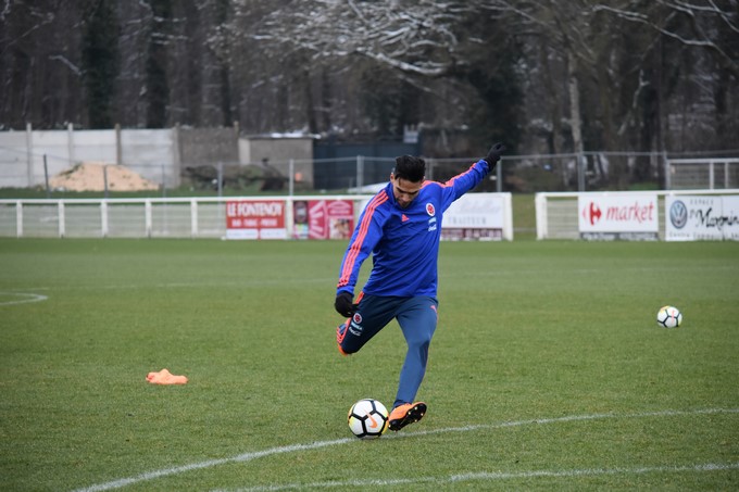 EN FOTOS: ¡Vamos Colombia! Así entra en "calor" la Selección en Francia 26 Entrenamiento Selecci%C3%B3n Colombia en Francia 26
