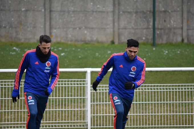 EN FOTOS: ¡Vamos Colombia! Así entra en "calor" la Selección en Francia 23 Entrenamiento Selecci%C3%B3n Colombia en Francia 4