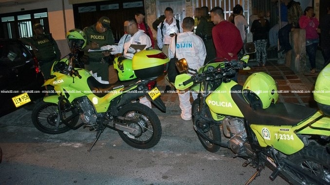 FOTOS: Con una cobija cubriendo su cabeza y apuñalado lo hallaron en su vivienda 2 Homicidio_Alfonso_Lopez_2.jpg