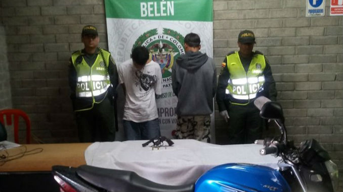 Los cogieron armados y con una moto robada 1 Hurto_Moto_Belen