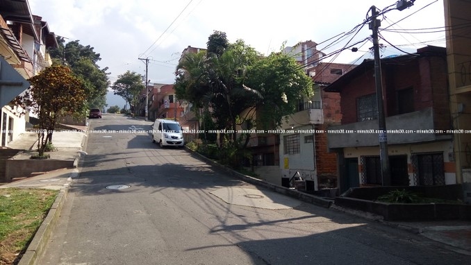 FOTOS: Este es el sector donde resultaron baleados una mujer de 61 años y un joven de 24 3 Villa_Hermosa-1