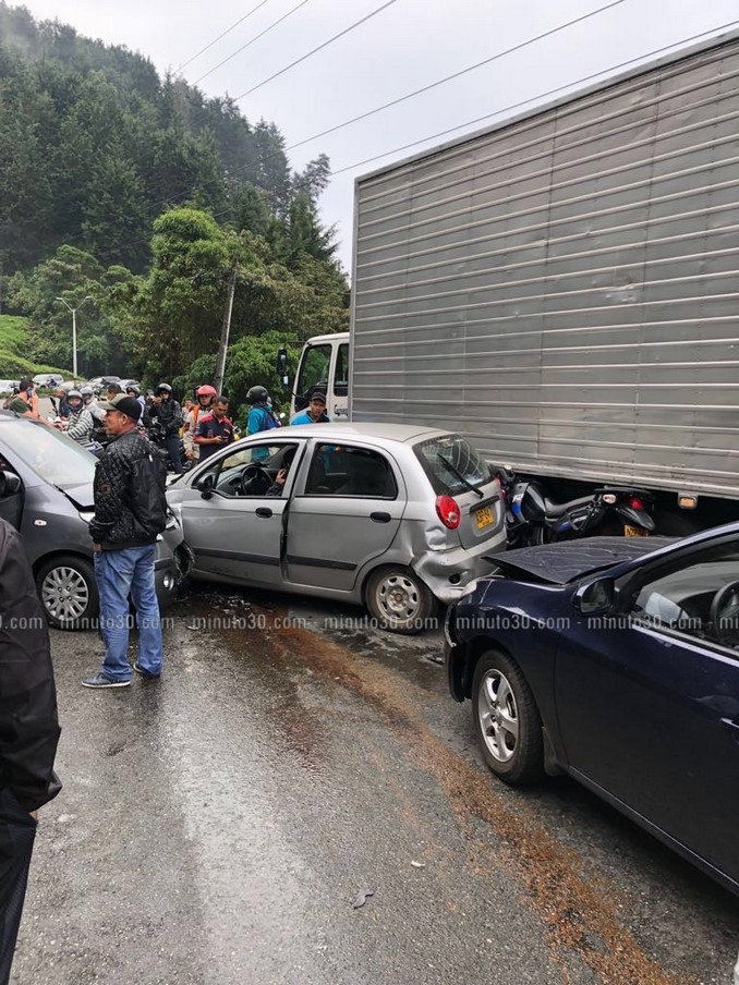 Fuerte congestión tras choque múltiple en Las Palmas