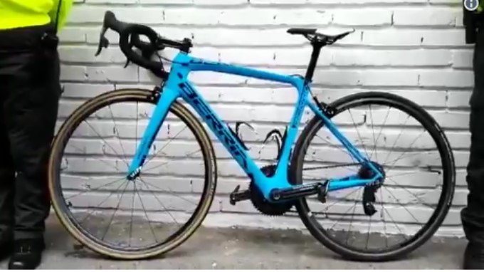VIDEO:  Policía recupera la bicicleta de Oscar Sevilla