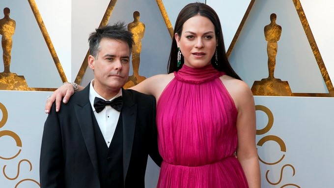 La actriz chilena Daniela Vega (d) y el cineasta argentino Sebastián Lelio (i). EFE