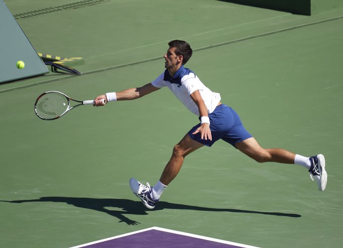 Djokovic no levanta el vuelo y pierde en su primer partido en Miami 2 djokovic1