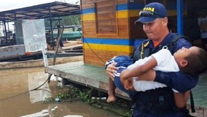 Evacúan a menor indígena que fue mordido por una serpiente en Amazonas