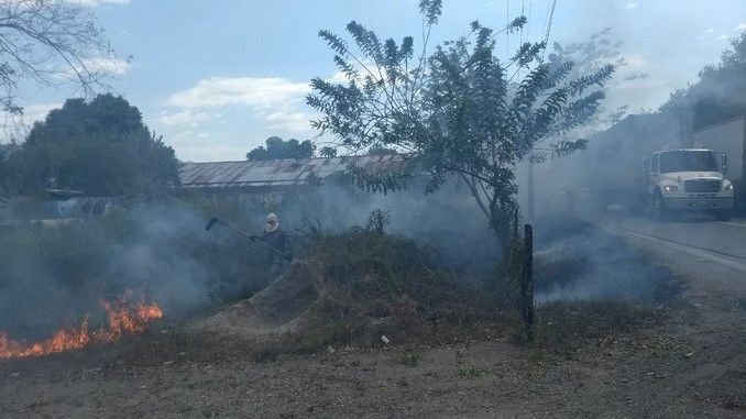 Controlan incendio en lote de Puerto Salgar, Cundinamarca