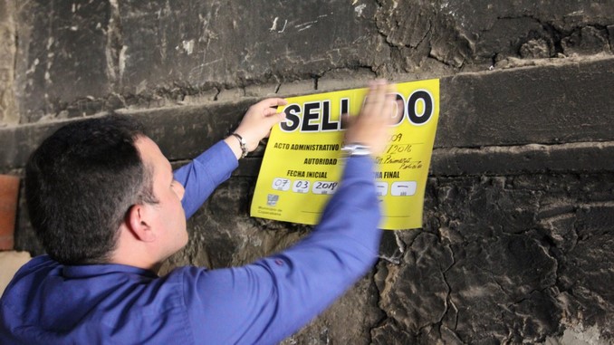 Suspenden operación de horno de fabricación de ladrillos en Copacabana por contaminación