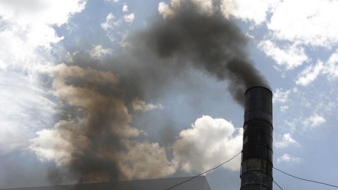 Suspenden operación de horno de fabricación de ladrillos en Copacabana por contaminación