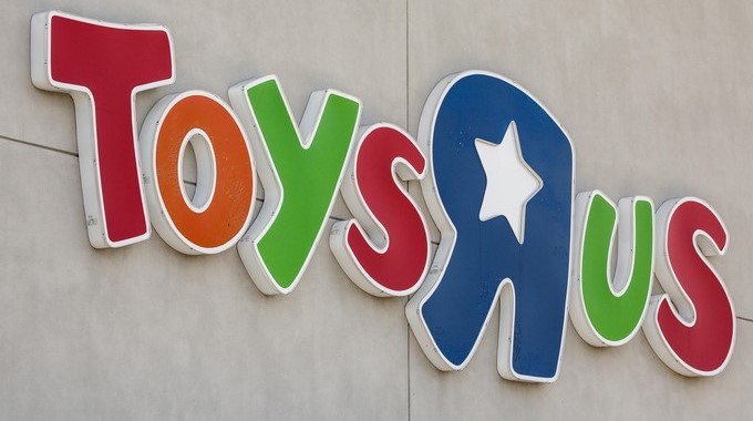 Vista de la entrada principal de una tienda de Toys 'R' Us en Dallas, Texas (Estados Unidos). EFE/Archivo