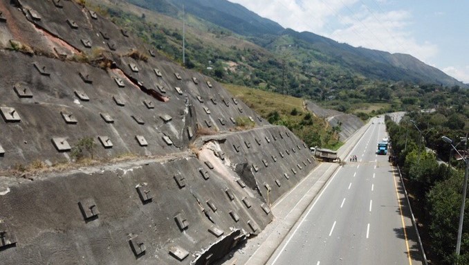 vía Bello - Hatillo