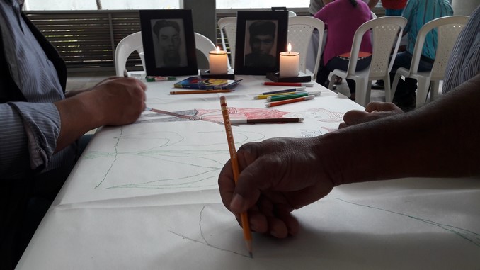 Con atención sicosocial y legal preparan a familias para recibir restos de 9 víctimas del conflicto