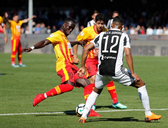 2-4. El Juventus gana al colero con triplete de Dybala antes de ir a Madrid 3 Benevento vs Juventus