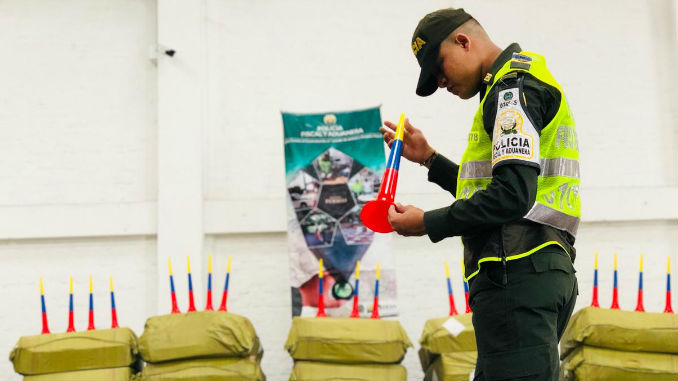 Contrabando_vuvuzelas_3