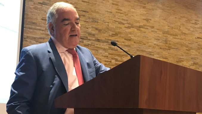 El contralor Edgardo Maya Villazón