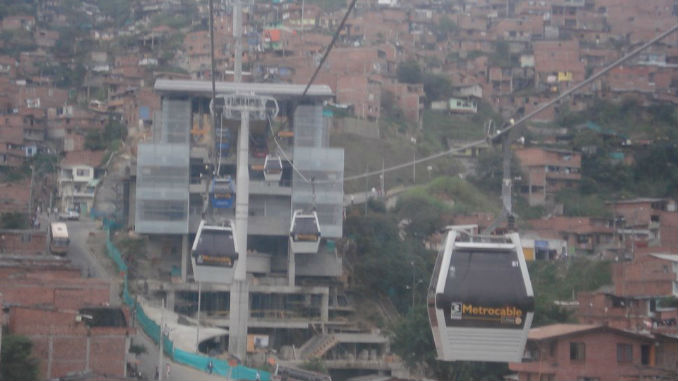 VIDEO: Pobladores de Juan XXIII reportan balacera en el sector