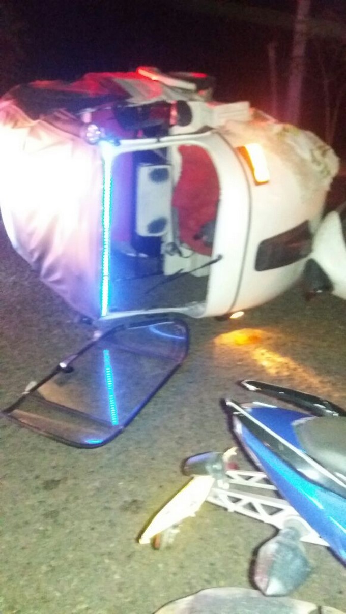 Accidente de tránsito en la vía hacia el municipio de Anza 3