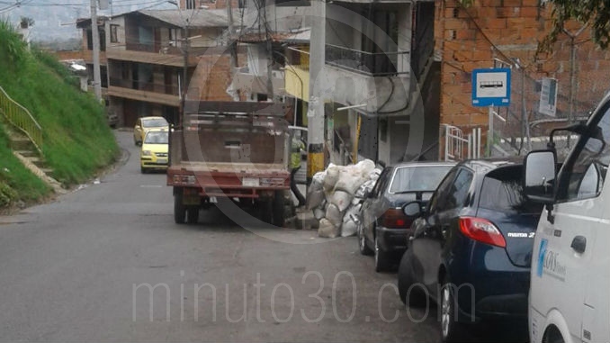 Rutas de buses en la Comuna 13 ya normalizan su servicio: Alcaldía – AUDIO