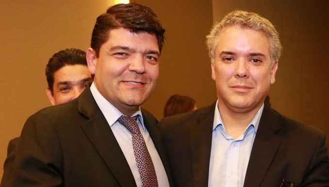 Con Iván Duque, oficializa adhesión el senador conservador Juan Diego Gómez y los representantes conservadores Nicolás Albeiro Echeverry, Germán Blanco y Horacio Gallón
