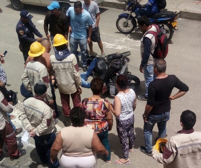 Fotos: Escolta se defendió al momento de ser atracado en Copacabana 5 escolta4