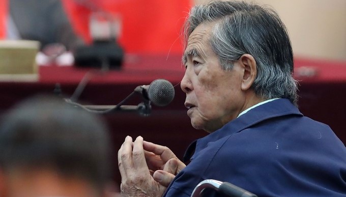 El expresidente peruano Alberto Fujimori (1990-2000) declara ante un tribunal. EFE/Archivo