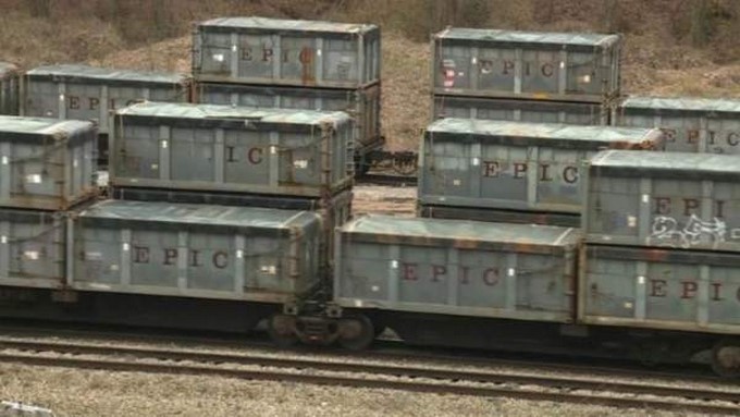 Heces humanas en vagones de tren/ YOUTUBE: WVTM 13 NEWS