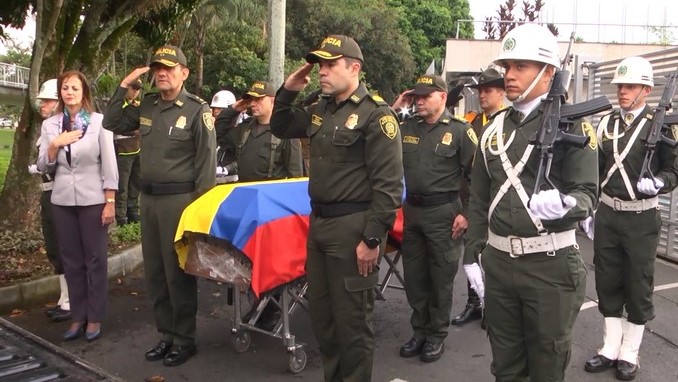 Con honores despidieron en Medellín a policía asesinado en Urabá