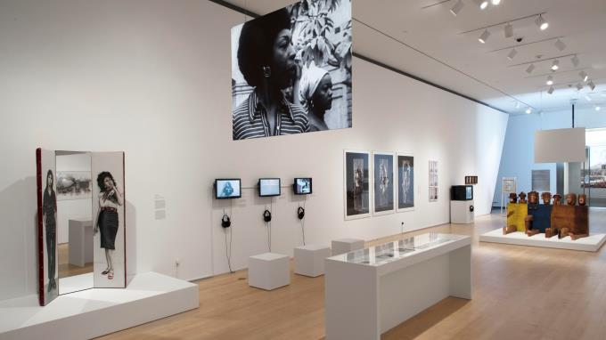Museo en Nueva York abre exhibición de obras de 120 artistas latinoamericanos