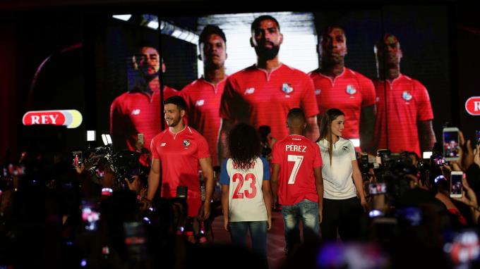 FOTOS: Panamá presenta su uniforme para Rusia 2018, inspirado en el Águila Harpía