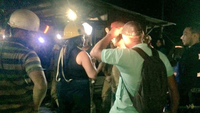 Con vida fueron rescatados los 14 mineros atrapados en mina de Caldas