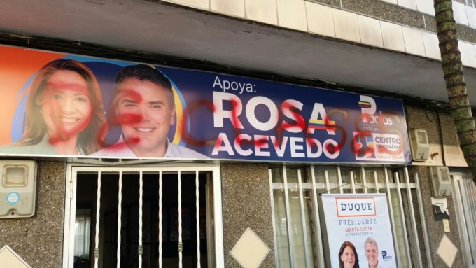FOTOS: Denuncian actos de vandalismo en contra de una sede del candidato Iván Duque en Itagüí