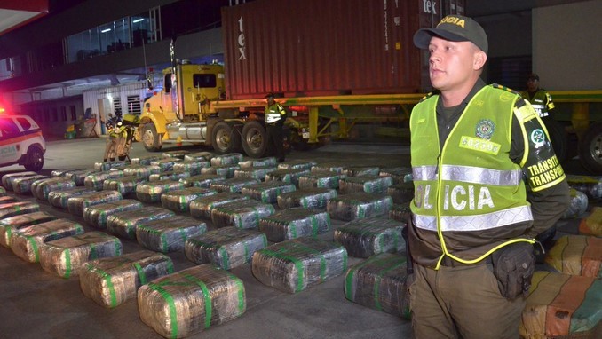 Camufladas en detergente en polvo eran transportadas más de dos toneladas de marihuana