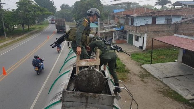 3.5 toneladas de marihuana cripy eran transportadas en un tracto camión cisterna
