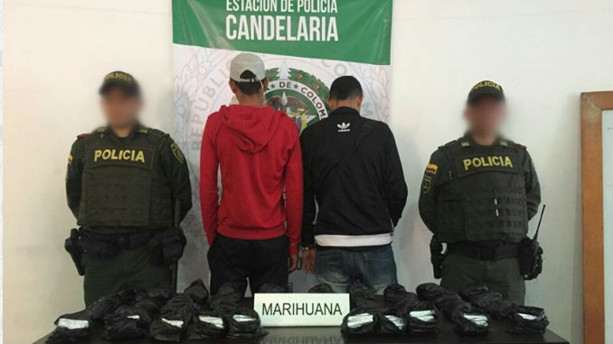 FOTOS: Al menos seis capturados en el Centro de Medellín con droga y armas en su poder 1 Capturados_Centro_1
