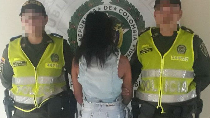Mujer_Capturada_Hurto