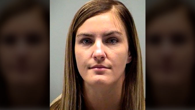 Profesora que tuvo sexo con alumno de 14 años fue sentenciada a un año de cárcel