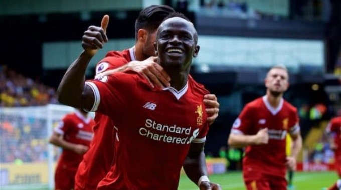 Mané envió 300 camisetas del Liverpool a su pueblo en Senegal antes de la final de Champions